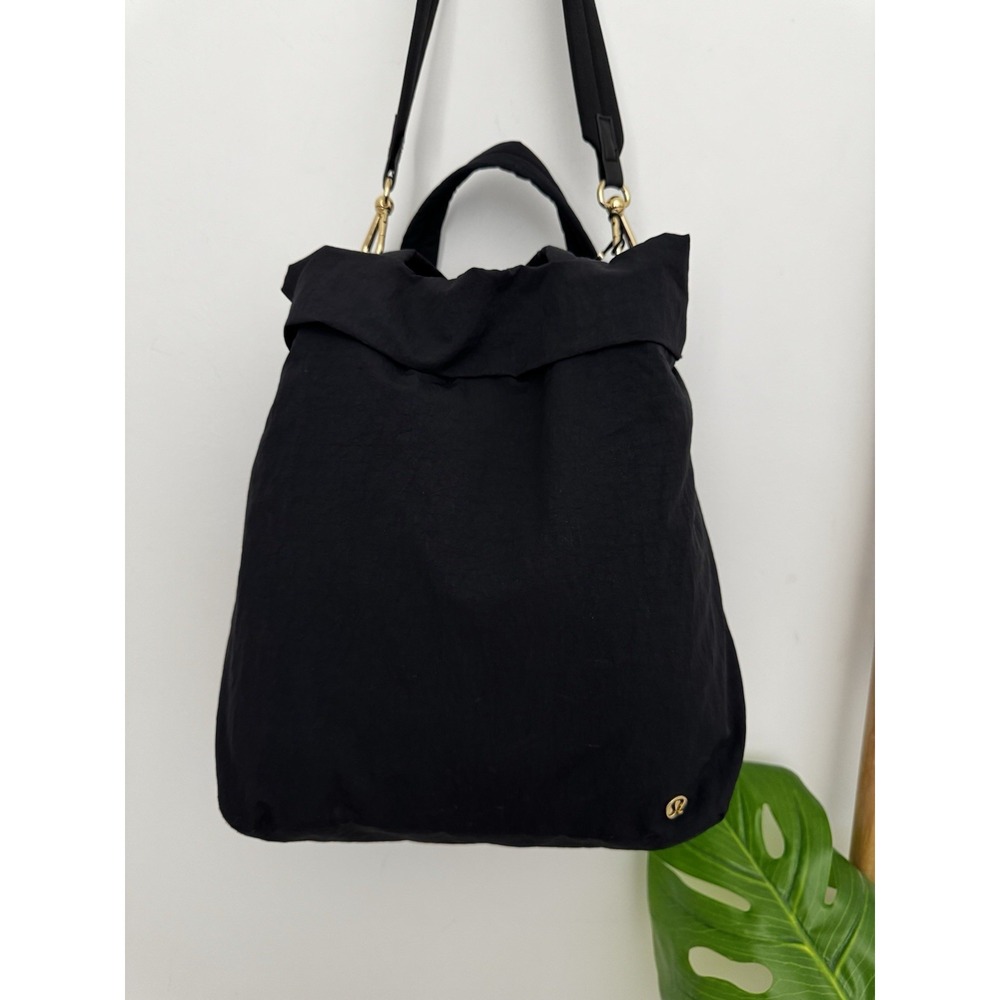 Lululemon On My Level Black Tote Bag Purse